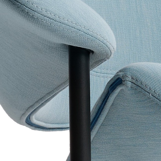 Artifort fauteuil Glider door Luca Nichetto
