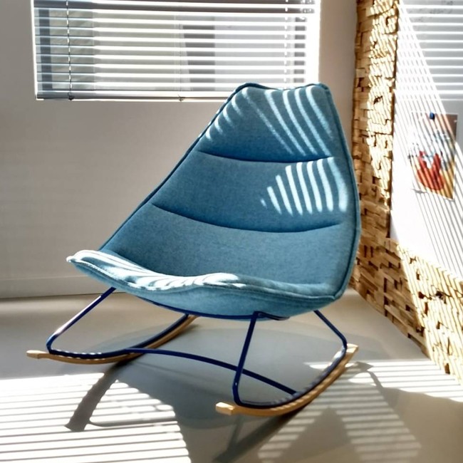 Artifort schommelstoel 500 Series: Rocking Chair door Geoffrey Harcourt