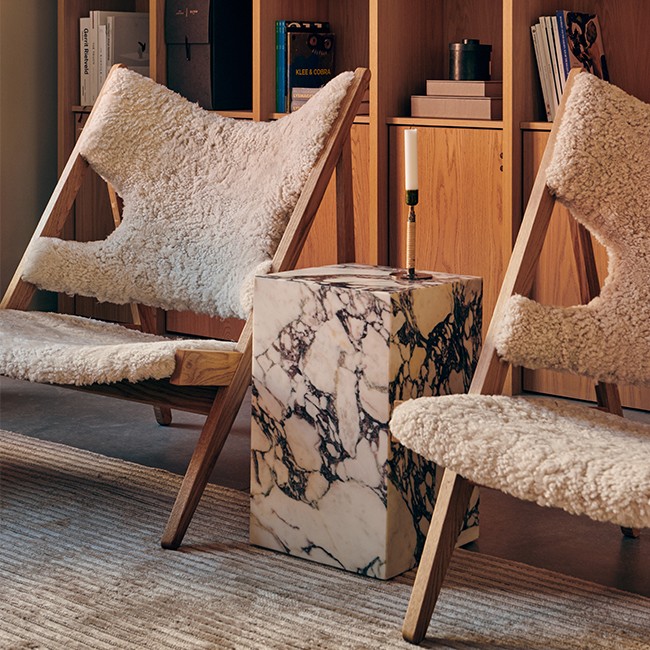 Audo loungestoel Knitting Chair Sheepskin door Ib Kofod-Larsen