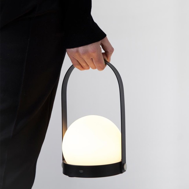 Audo portable tafellamp Carrie LED Lamp door Norm Architects