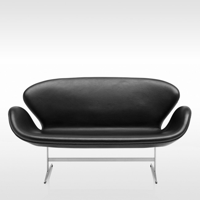 Fritz Hansen bank Swan Sofa Model 3321 Leder door Arne Jacobsen 
