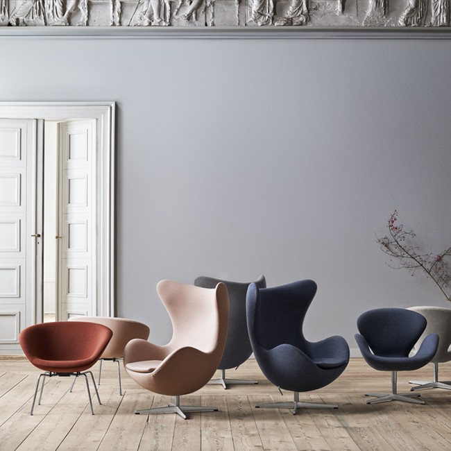 Fritz Hansen loungestoel Egg Lounge Chair Model 3316 Textiel door Arne Jacobsen