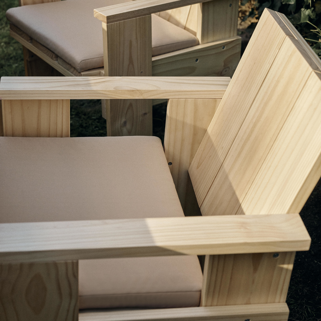 HAY stoel Crate Dining Chair door Gerrit Rietveld