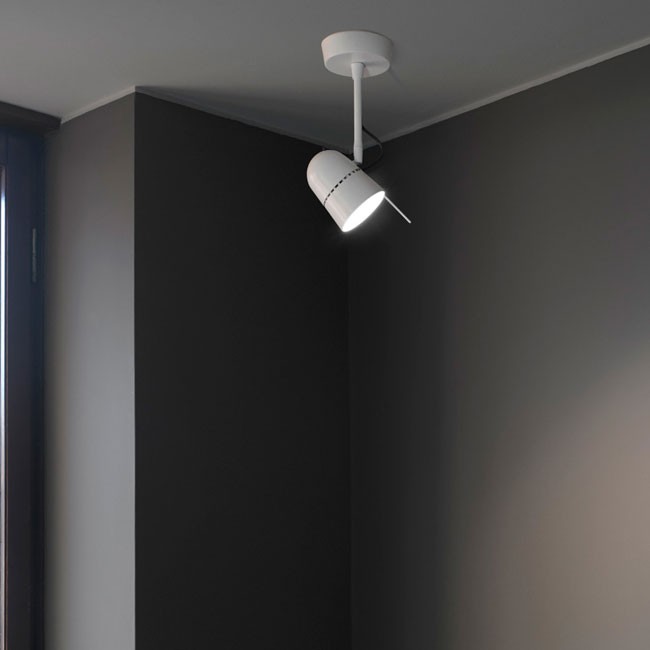 Luceplan wandlamp / plafondlamp D73a Counterbalance Spot door Daniel Rybakken