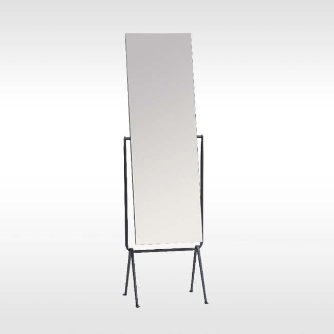 Magis spiegel Officina Floor Mirror AC835 door Ronan & Erwan Bouroullec
