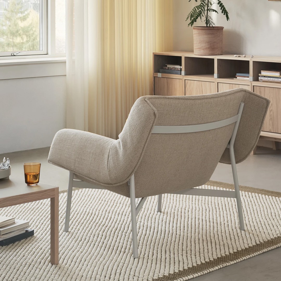 Muuto fauteuil Wrap Lounge Chair door Normal Studio