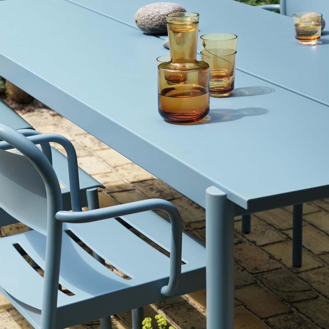 Muuto tafel Linear Steel Table door Thomas Bentzen