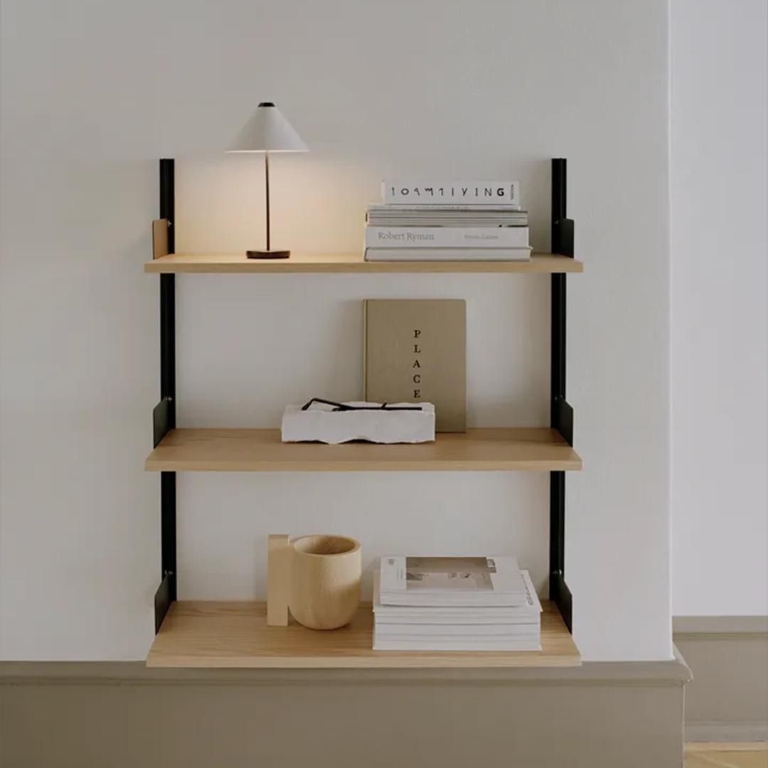 New Works portable tafellamp Brolly Portable Table Lamp Linen door Knut Bendik Humlevik