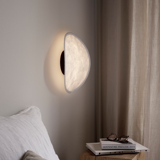 New Works wandlamp Tense Wall Lamp door Panter & Tourron
