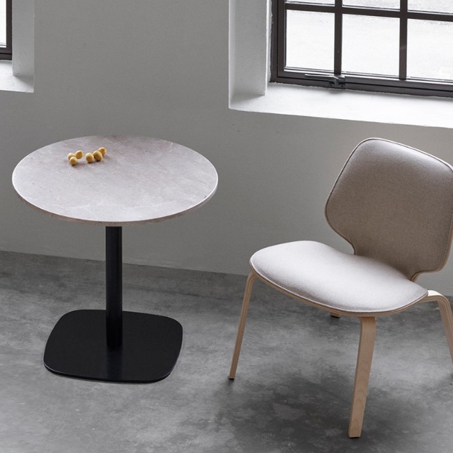 Normann Copenhagen bistrotafel Form Café Table Marble Rond door Simon Legald