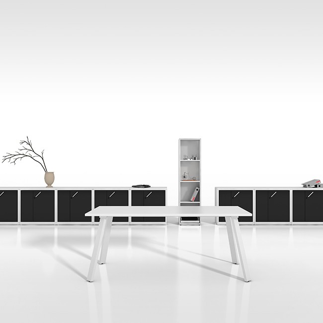 Raio bureau Endow Y in hoogte verstelbaar (wit onderstel) door Raio Design Studio