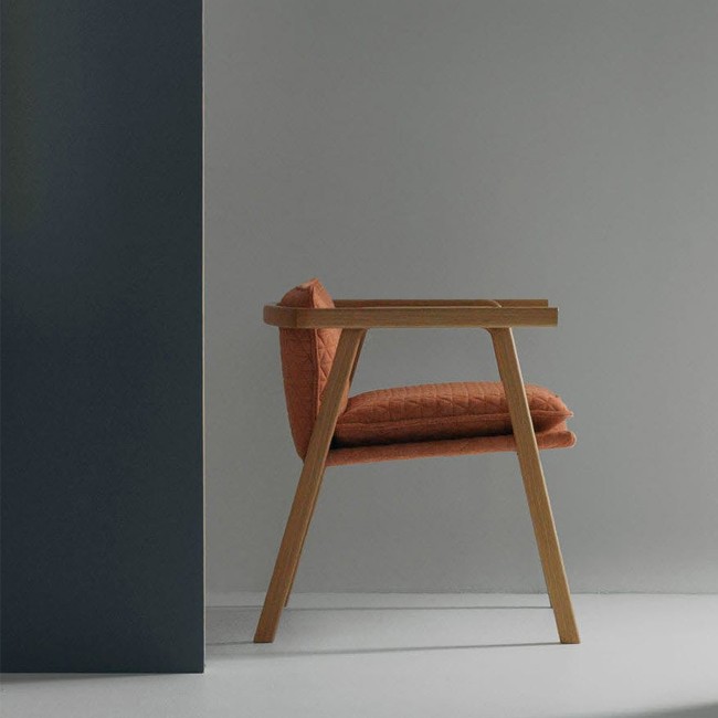 Resident fauteuil Pick Up Sticks door Simon James