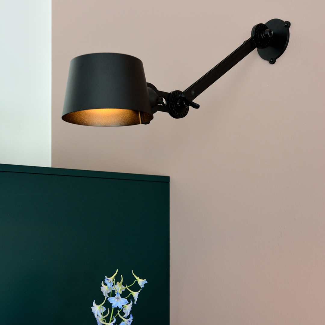 Tonone wandlamp BOLT Wall sidefit door Anton de Groof