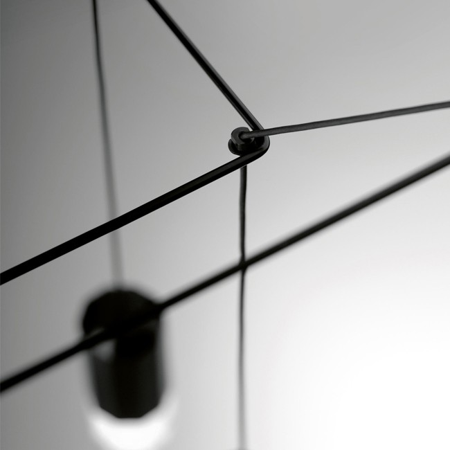 Vibia hanglamp Wireflow Chandelier 0377. door Arik Levy