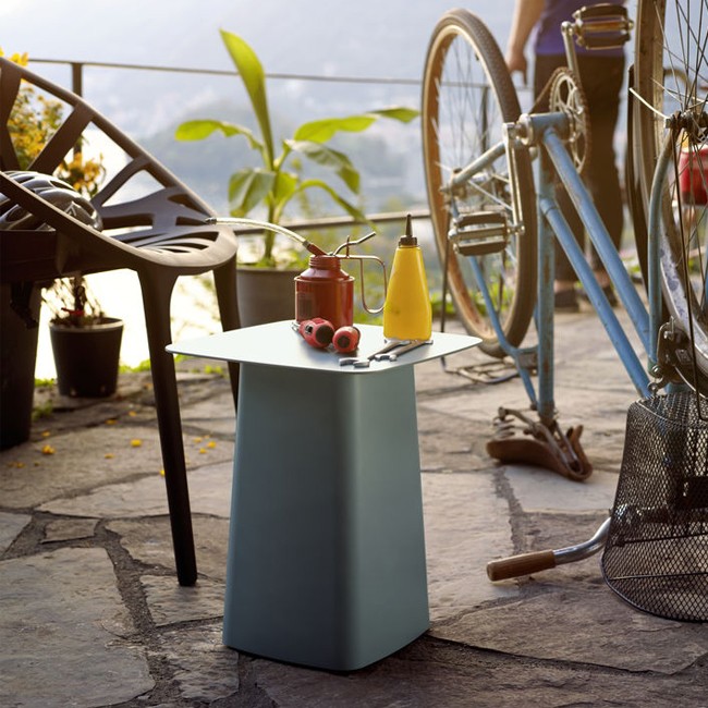 Vitra bijzettafel Metal Side Table Outdoor Medium door Ronan & Erwan Bouroullec 