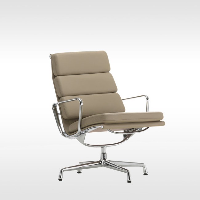 Vitra loungestoel Soft Pad Chair EA 215 & EA 216 Premium Leder door Charles & Ray Eames