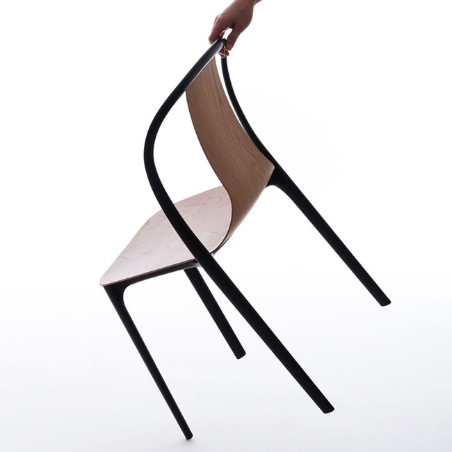 Vitra stoel Belleville Chair Wood door Ronan & Erwan Bouroullec