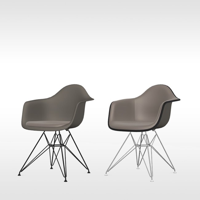 Vitra stoel Eames Plastic Armchair DAR Graniet bekleed door Charles & Ray Eames
