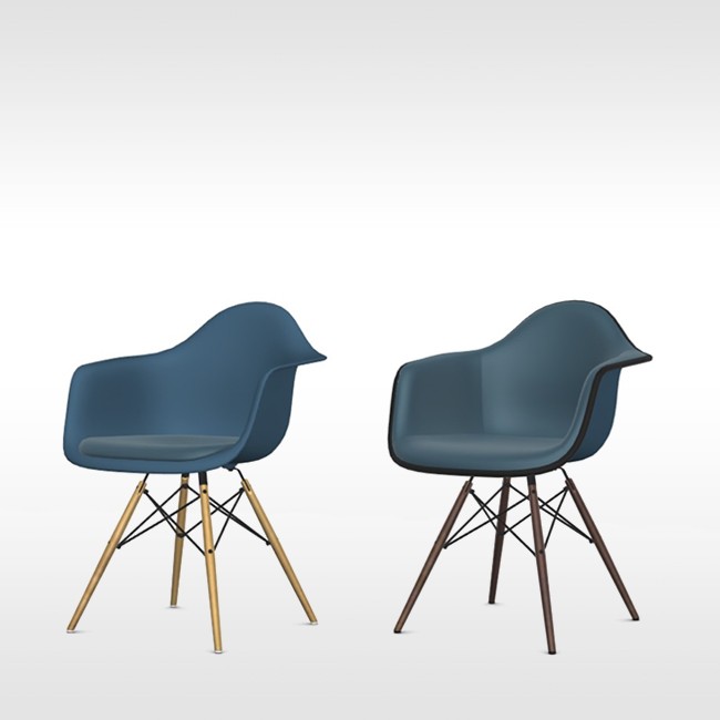 Vitra stoel Eames Plastic Armchair DAW Zeeblauw bekleed door Charles & Ray Eames