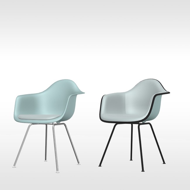 Vitra stoel Eames Plastic Armchair DAX IJsgrijs bekleed door Charles & Ray Eames