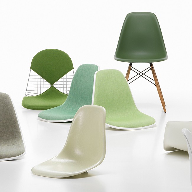 Vitra stoel Eames Plastic Chair DSR Graniet bekleed door Charles & Ray Eames