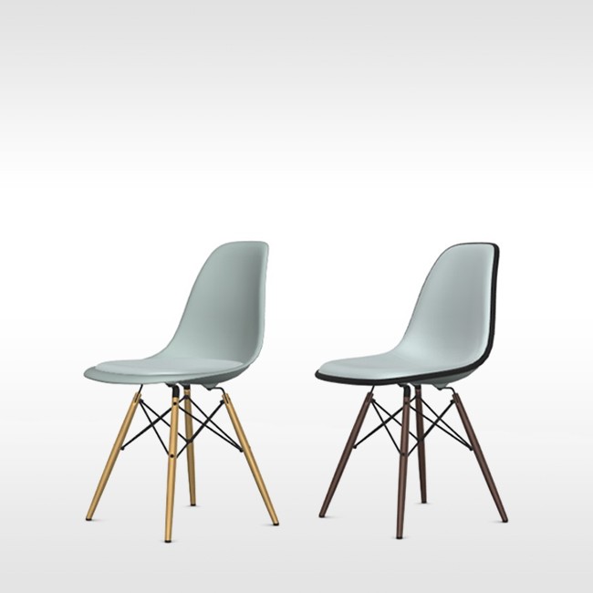 Vitra stoel Eames Plastic Chair DSW Helder Grijs bekleed door Charles & Ray Eames