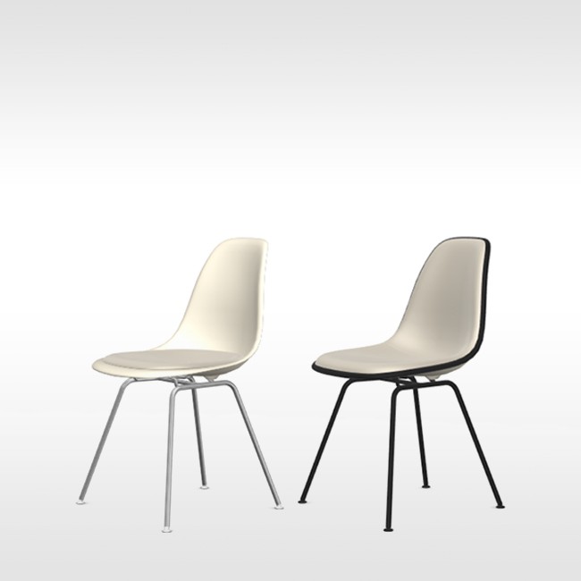 Vitra stoel Eames Plastic Chair DSX Kiezelsteen bekleed door Charles & Ray Eames