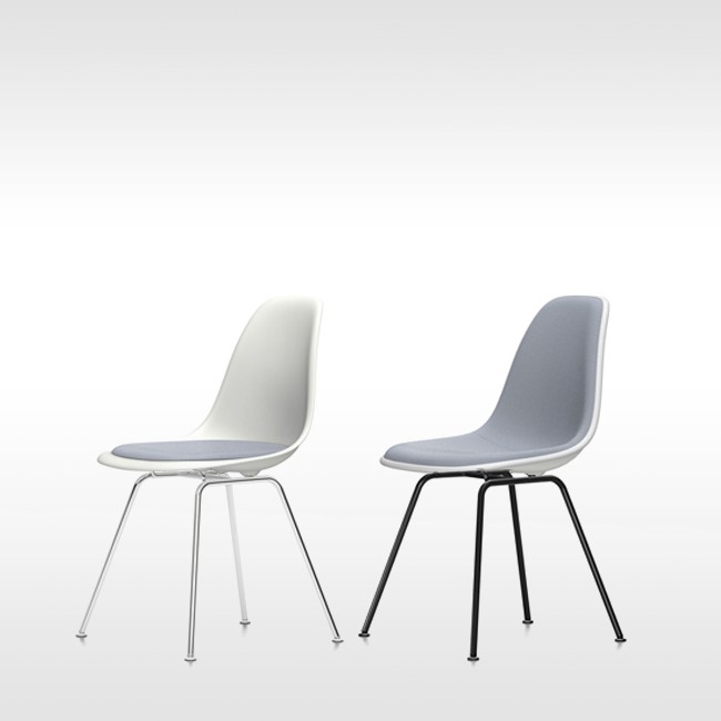 Vitra stoel Eames Plastic Chair DSX Wit bekleed door Charles & Ray Eames