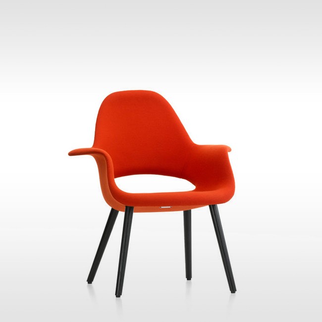 Vitra stoel Organic Chair zwart onderstel door Charles Eames & Eero Saarinen