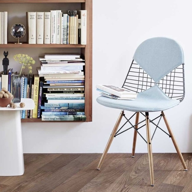 Vitra stoel Wire Chair DKW-2 Textiel door Charles & Ray Eames