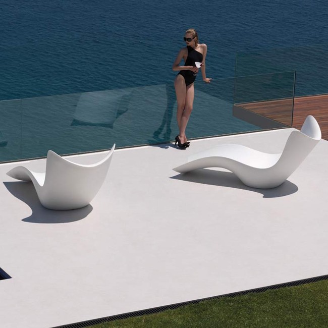 Vondom loungestoel Surf Chaise Longue door Karim Rashid