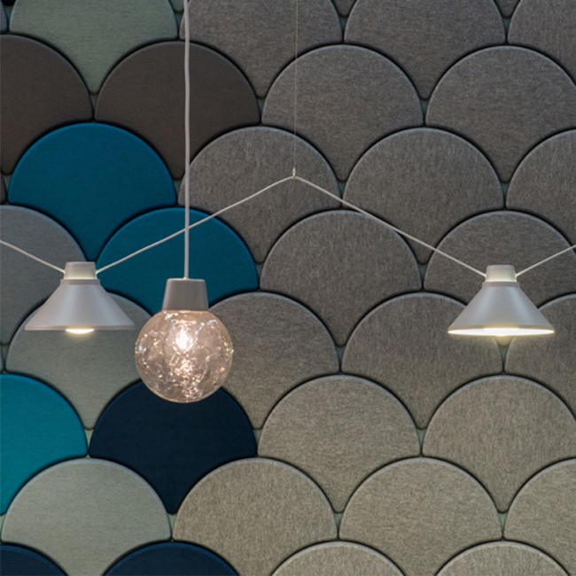 Zero hanglamp Shibuya Single met glazen kap door Thomas Bernstrand